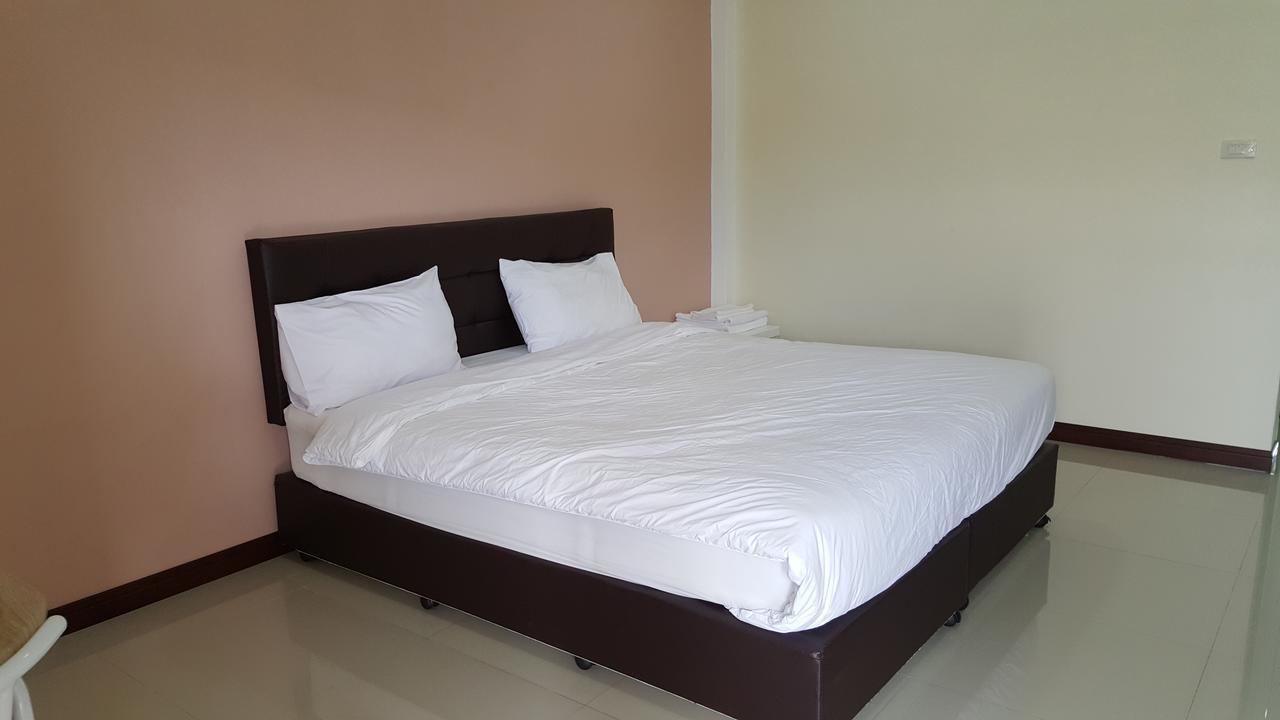 Charoensuk Grand Hotel Kabin Buri Ngoại thất bức ảnh