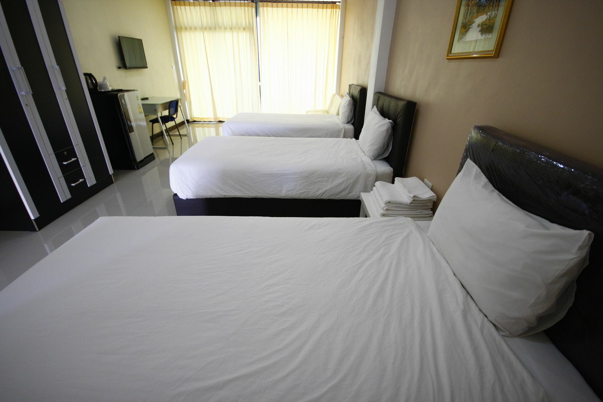 Charoensuk Grand Hotel Kabin Buri Ngoại thất bức ảnh